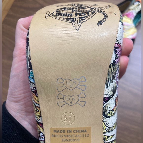 Iron fist shark attack heels size 6 - Picture 5 of 5